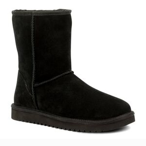 Koolaburra by UGG Black suede leather boots With Shearling Lining